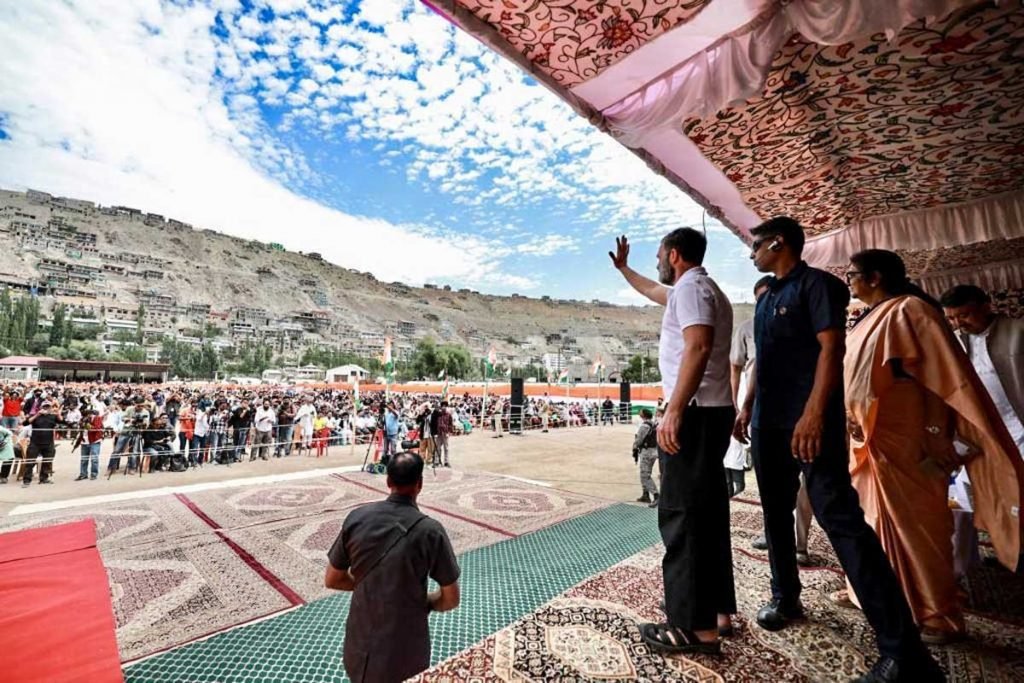 Rahul-gandhi-in-Kargil कारगिल