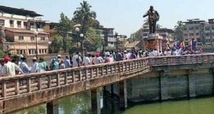 महाड चवदार तळे सत्याग्रह दिनी रामदास आठवले यांचा सत्कार