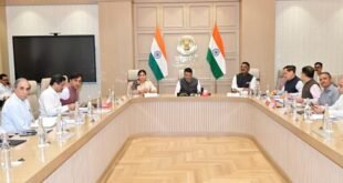 मुख्यमंत्री फडणवीस यांची माहिती, ‘एसटी’ डेपोच्या पुनर्विकासातून महामंडळाला सक्षम करण्यात येणार