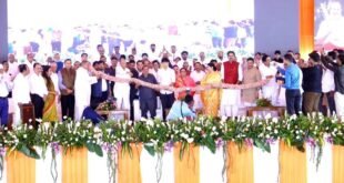 रामदास आठवले यांना १२ वर्षानंतर खंत, शिर्डीतील पराभवामुळे शरद पवार यांची साथ कायमची सुटली