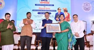 मुख्यमंत्री फडणवीस यांचे प्रतिपादन, केवळ सुशिक्षित नव्हे, तर जबाबदार नागरिक घडविणे आवश्यक