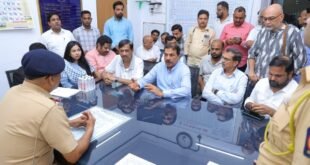 नसीम खान यांची मागणी, आदिवासी विद्यार्थ्यांची जबरदस्तीने धरपकड करणाऱ्या मुंबई पोलिसांवर गुन्हे दाखल करा